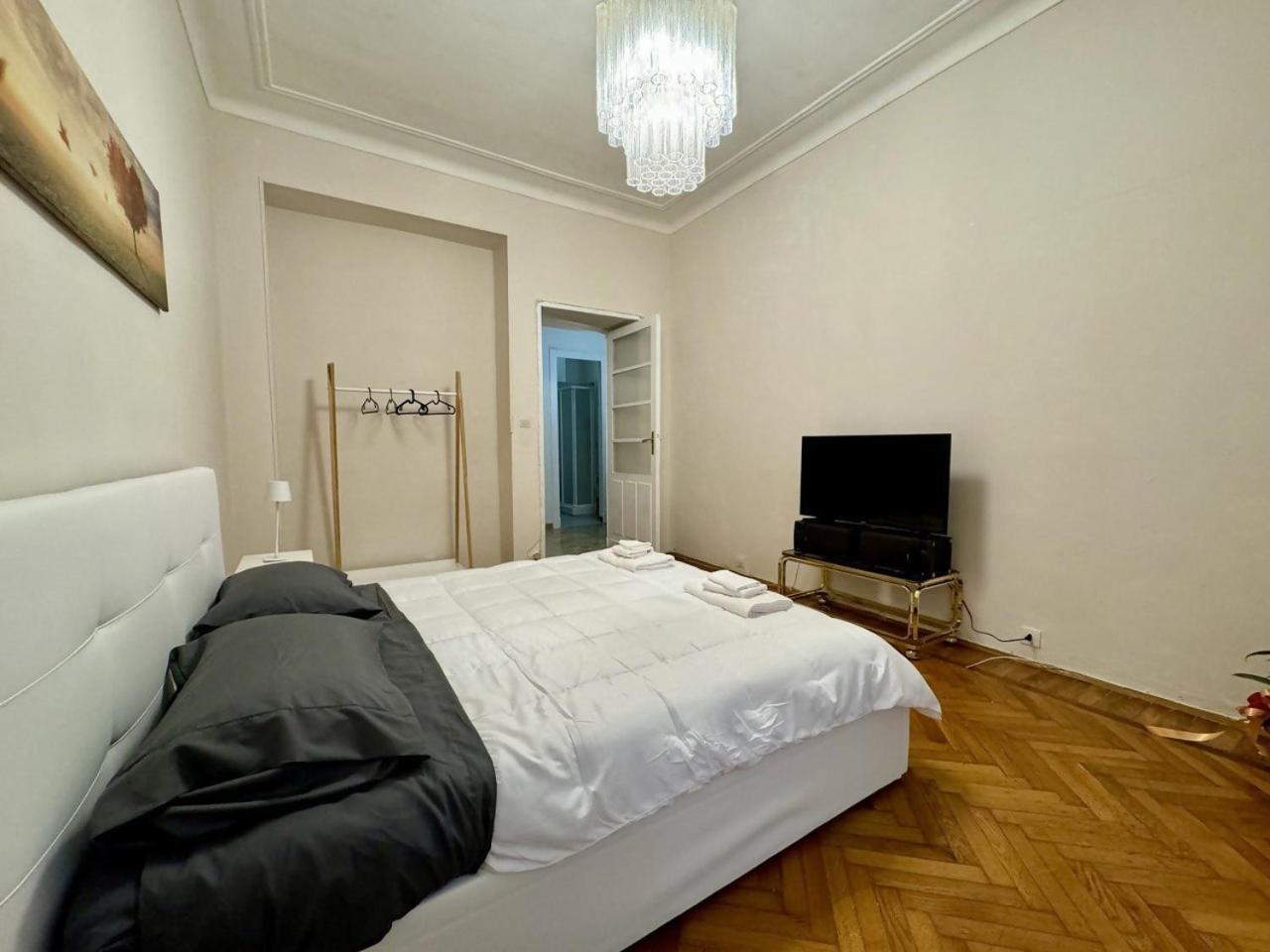 Apartament 6 Posti Letto Vicino Al Centro Turyn Zewnętrze zdjęcie